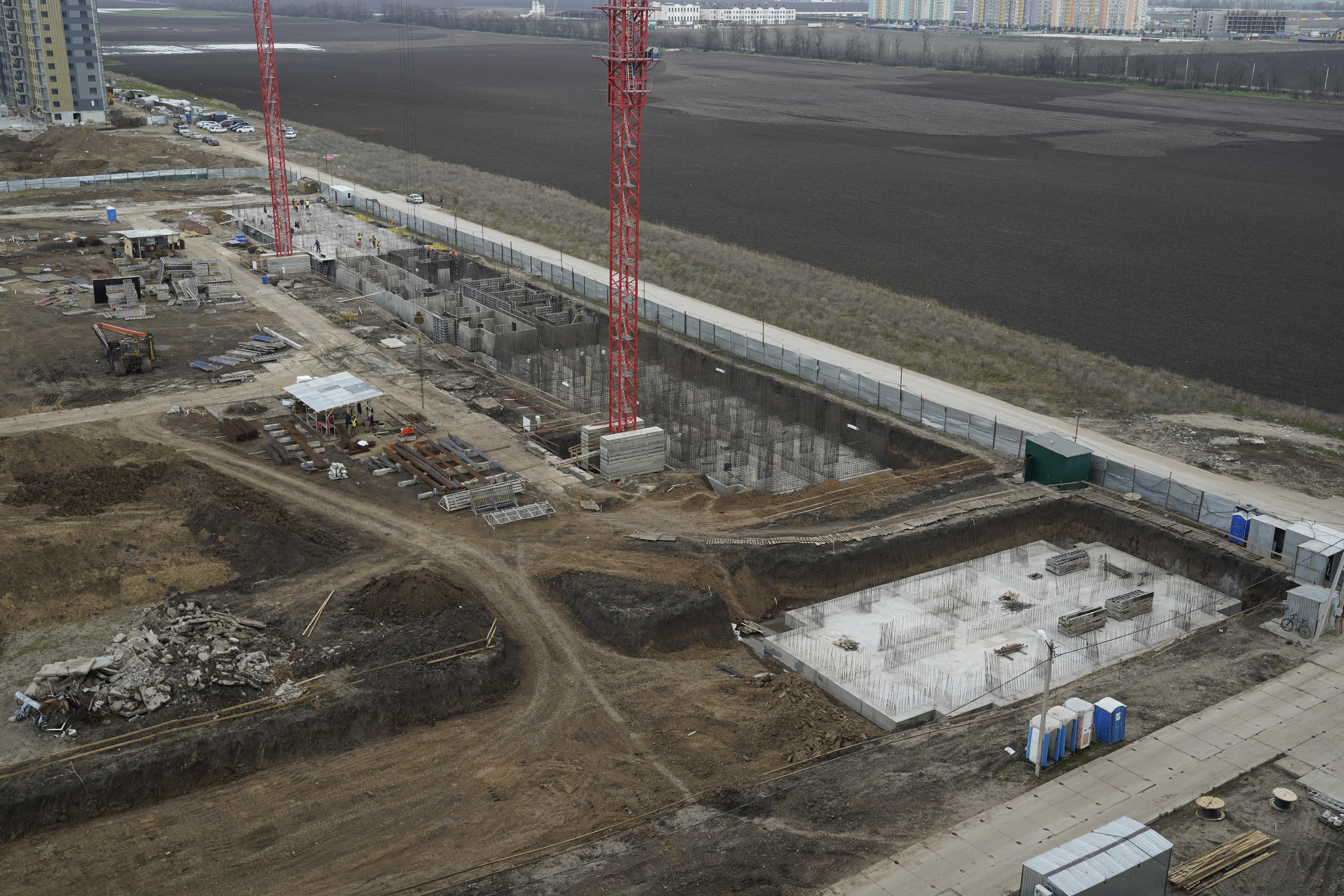 Апрель 2024