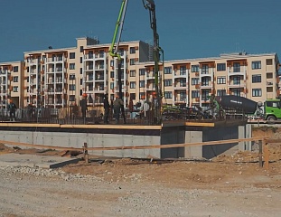 Апрель 2025